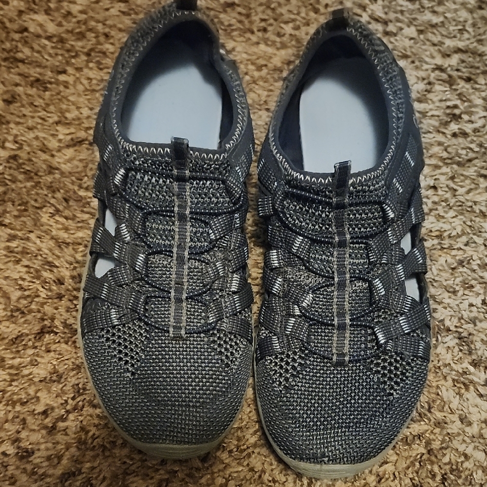Skechers Gray Sole Design